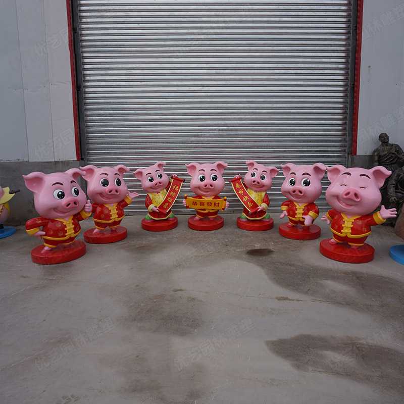 玻璃鋼卡通豬，豬年吉祥物雕塑